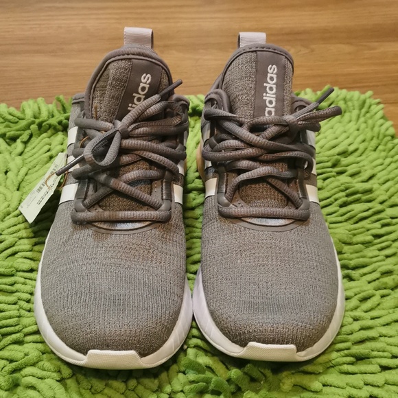 Adidas Boost Size US 5.5 - Picture 6 of 6